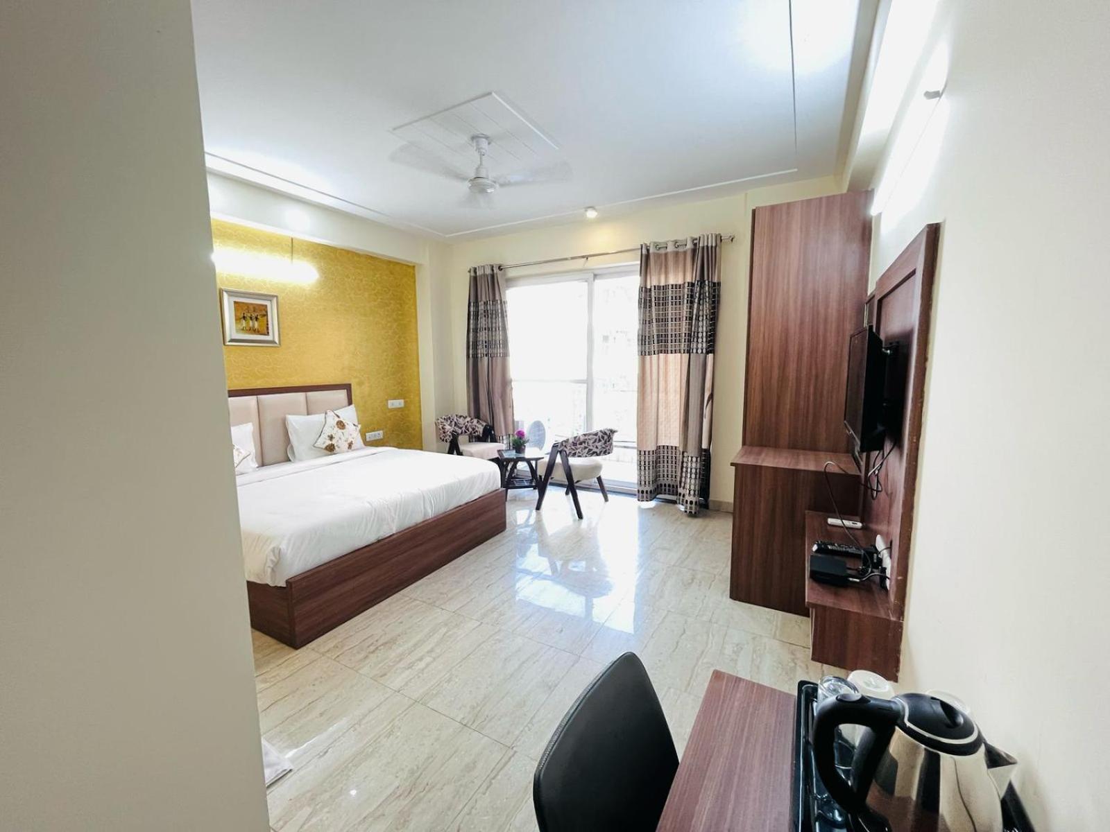 Hotel The Luxe 18 - Golf Course Road Gurgaon Buitenkant foto