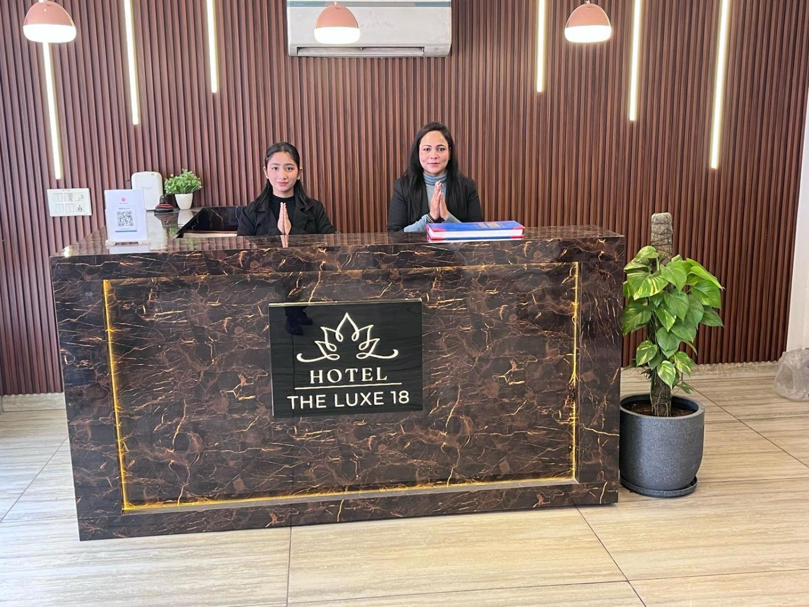 Hotel The Luxe 18 - Golf Course Road Gurgaon Buitenkant foto