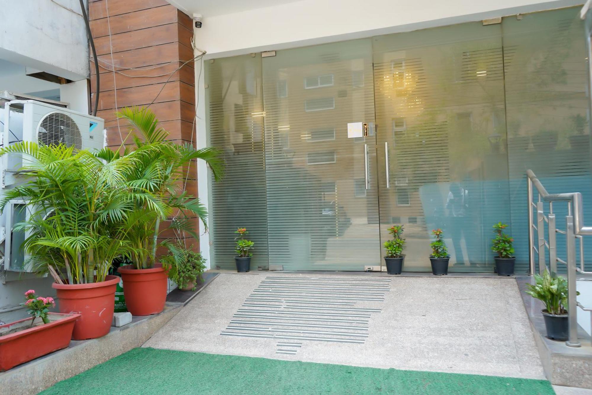 Hotel The Luxe 18 - Golf Course Road Gurgaon Buitenkant foto