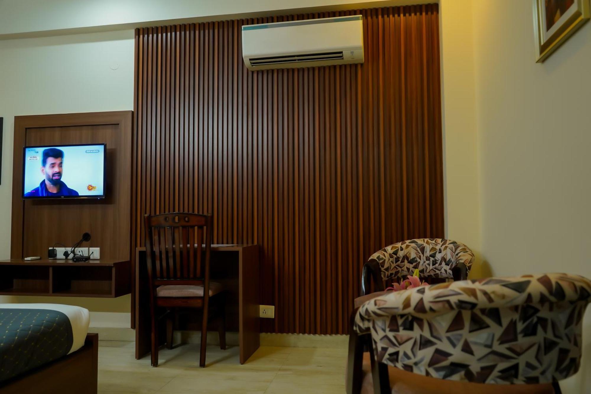 Hotel The Luxe 18 - Golf Course Road Gurgaon Buitenkant foto