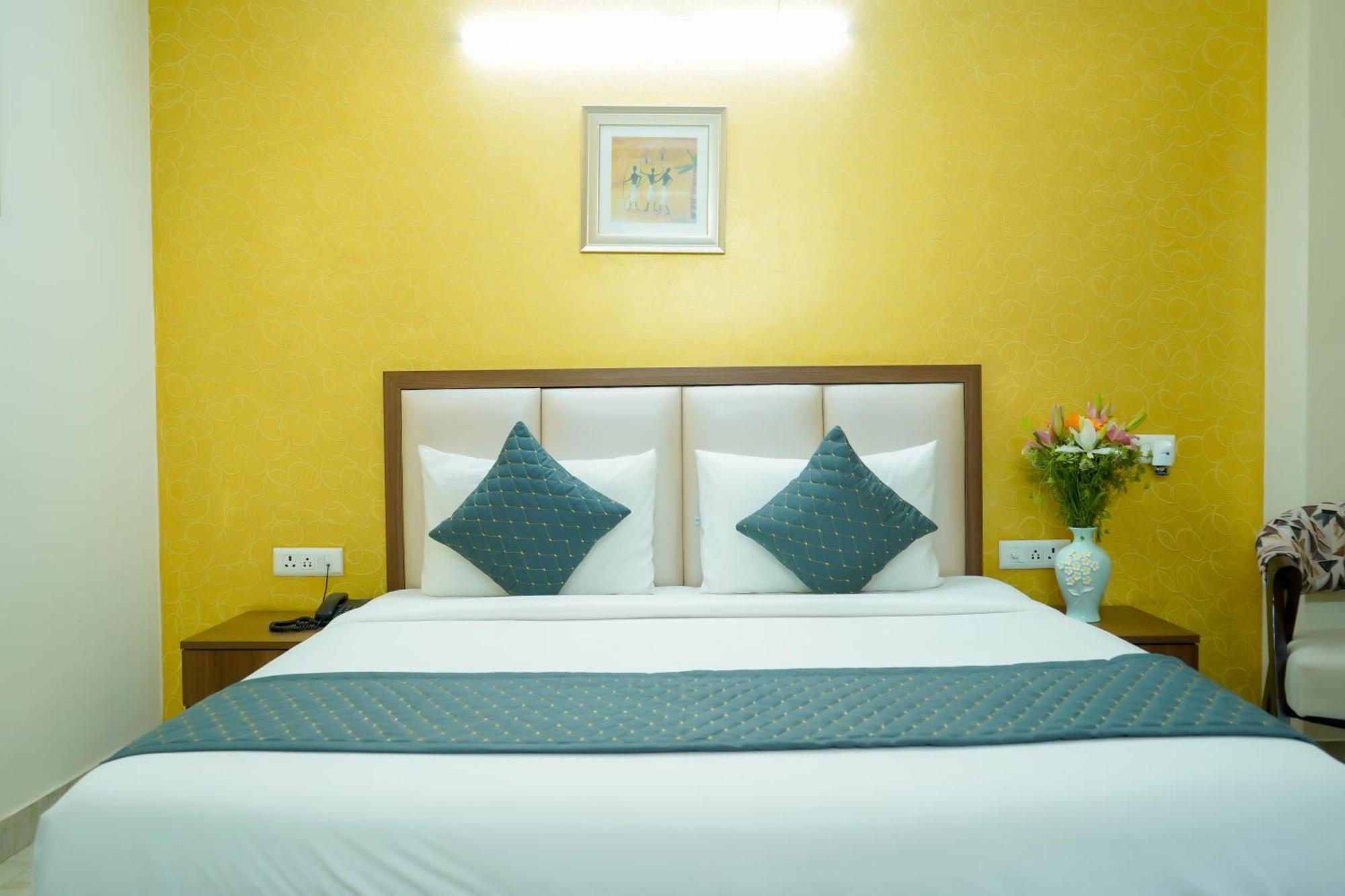 Hotel The Luxe 18 - Golf Course Road Gurgaon Buitenkant foto