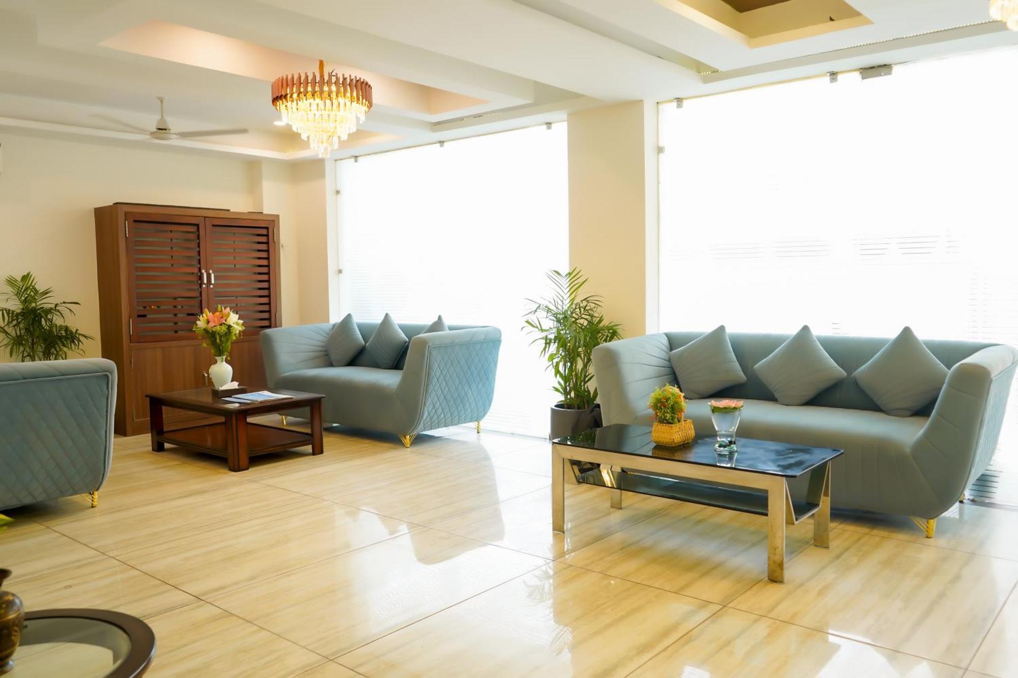 Hotel The Luxe 18 - Golf Course Road Gurgaon Buitenkant foto